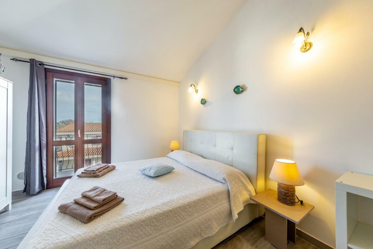 B&B Rotta Per Tavolara Porto San Paolo  Luaran gambar
